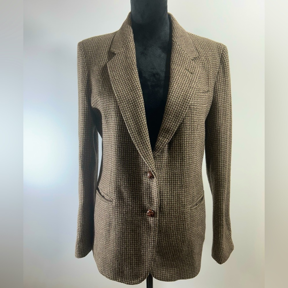 Chaus Wool Blazer/Size Med/Brown/ 75%Wool 20%Polyester 5%Rayon leather buttons